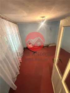 Casa si teren 5.000 mp, aproape de oras, 38.000 € - foto 8