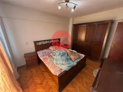 Apartament 3 camere, mobilat, parcare, Str. Babadag - foto 2