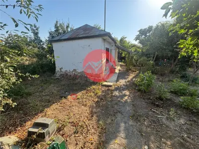 Casa batraneasca de vanzare in Iazurile, teren 1.257 mp - foto 3