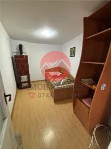 Casa renovata de vanzare, zona centrala, 78 mp, teren 136 mp - foto 6