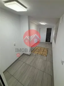 Casa renovata de vanzare, zona centrala, 78 mp, teren 136 mp - foto 9