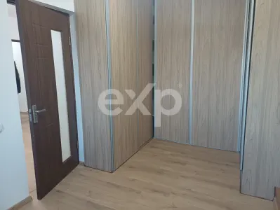 Apartament 3 camere – Banat, Pitești | Renovat - foto 3