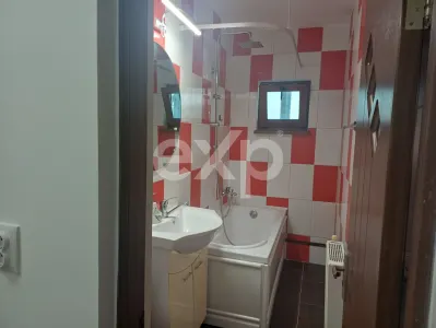 Apartament 3 camere – Banat, Pitești | Renovat - foto 8