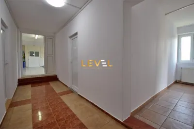 [VIDEO] Vila Multifunctionala de Inchiriat | 9 camere 500 mp | Otopeni - foto 11