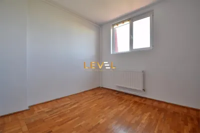 [VIDEO] Vila Multifunctionala de Inchiriat | 9 camere 500 mp | Otopeni - foto 14