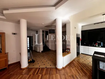 Elegant Detached Villa | 370 sqm | Private Plot | Iancu Nicolae - foto 9