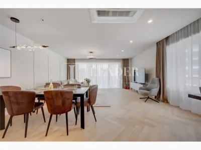 Modern 3-Bedroom Apartment for Rent - foto 2