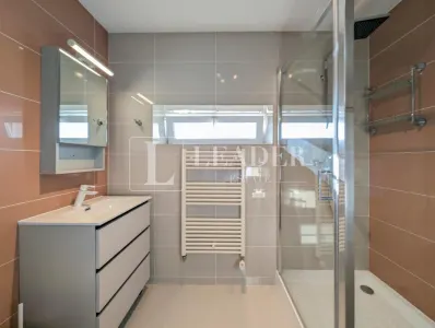 Penthouse modern cu 3 camere de inchiriat in pipera - foto 20
