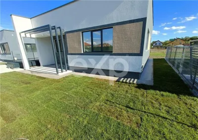 Casa individuala | teren 310 mp | La cheie | BASCOV - foto 1