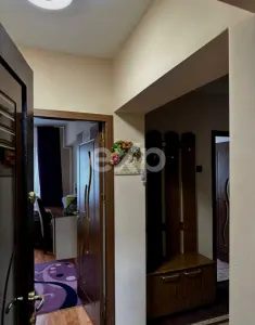 APARTAMENT 3 camere  PITESTI-Gavana semidecomandat , etaj 3 - Pitesti