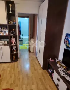 apartament de vanzare ,micro 6,,semidecomandat - foto 3