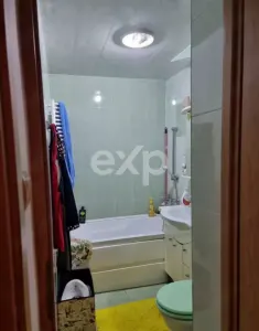 apartament de vanzare ,micro 6,,semidecomandat - foto 5