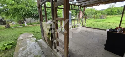Casă cochetă cu teren de 1000 mp în Gura Ocniței – Oaza ta de liniște - foto 15