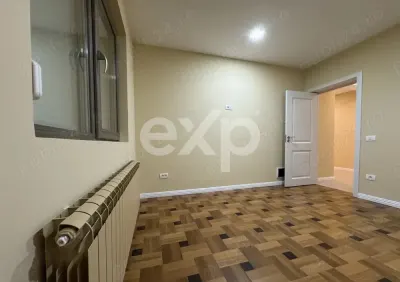 Apartament Nou cu 2 Camere Decomandat, Curte Proprie și Loc de Parcare - foto 4