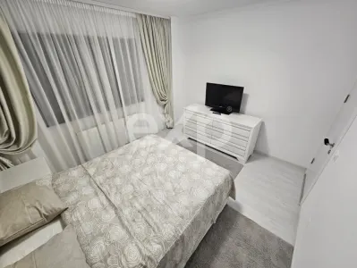Vanzare apartament 3 camere bloc nou, Central - foto 6