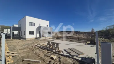 Casă nouă 5 camere, 151 mp utili, teren 1.563 mp – Albota - foto 24