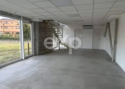 HALA MODERNA 400 MP + SHOWROOM/BIROURI | TEREN 2.500 MP | ACCES TIR | LANGA DN71 - Targoviste