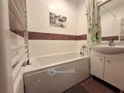 Apartament de inchiriat Valea Lupului, 2 camere, bloc 2022, parcare inclusa, liber - foto 5