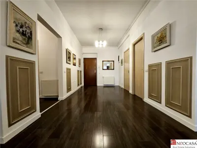 Proprietate rara | Apartament spatios cu vedere libera catre parcul Herastrau - foto 9