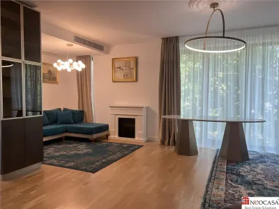 Apartament de lux cu 4 camere | zona Capitale - foto 2