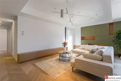 Apartament de 3 camere ultracentral, imobil premium - foto 2