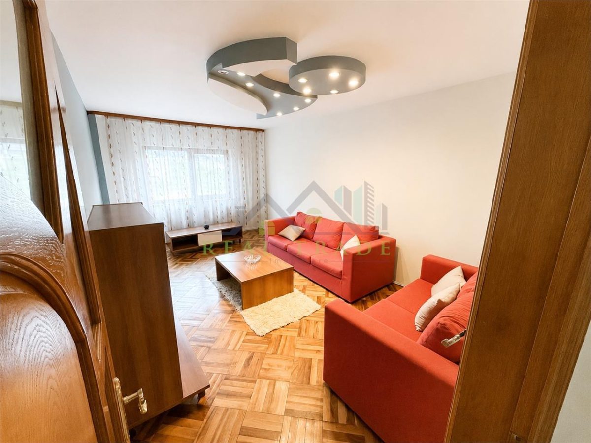 Apartament 2 camere decomandat etajul 2 zona Grivitei- Mihai Viteazul - Brasov