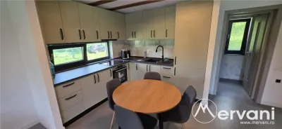 Casa de vacanta cu 4 camere de vanzarea in Breaza - foto 6