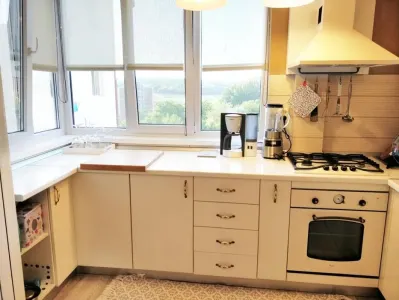 Apartament 2 camere - semidecomandat - 10 minute de Kaufland Tătărași - 400€ - foto 2