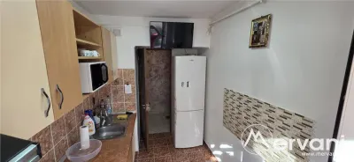 Apartament cu 2 camere, et 1 in Campina - foto 10