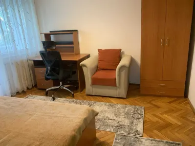 Apartament 2 camere decomandat - Bulevardul Socola - 430€ - foto 5