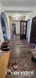 Vila 6 camere de vanzare in Banesti - foto 7