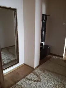 Apartament 2 Camere Decomandat – Podu Roș, Centrală Proprie - foto 5