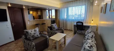 Apartament cu 2 camere mobilat,utilat centru - Iasi