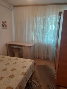 Apartament 2 camere de închiriat — Zona Podu de Piatră - foto 4