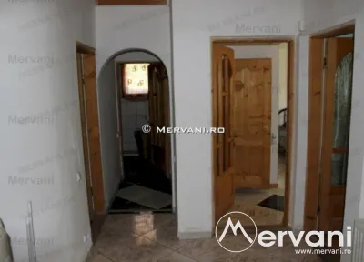 Casa de vanzare in Sinaia (zona Platoul Izvor) - foto 9