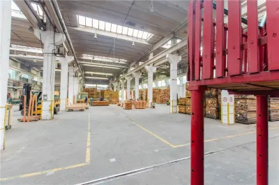 Hala industriala de 2700mp cu 3,1 ha teren intravilan in Miercurea Sibiului - foto 18