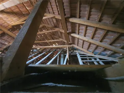 Casa singur in curte cu  700mp teren in orasul Avrig, 25km distanta de Sibiu - foto 16