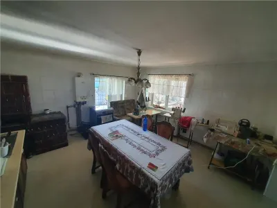Casa singur in curte cu  700mp teren in orasul Avrig, 25km distanta de Sibiu - foto 4
