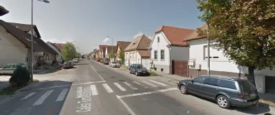 Casa singur in curte cu 1.300 mp teren  - zona Calea Turnisorului - foto 8