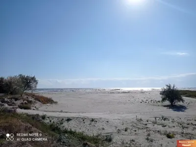 CAP MIDIA ,teren intravilan cu PUZ,5.000 mp,langa mare! - foto 2