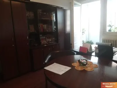 Gara,Bd.Ferdinand ,apartament cu 3 camere 80 mp vedere bilaterala . - foto 4