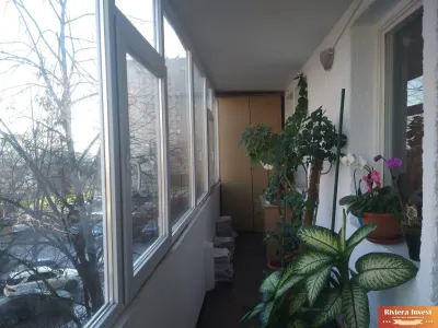 Gara,Bd.Ferdinand ,apartament cu 3 camere 80 mp vedere bilaterala . - foto 7