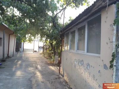 Navodari, strada Plopilor, teren 2352 mp cu casa renovabila/ demolabila - foto 4