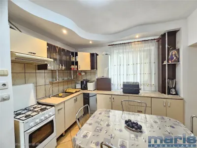 Apartament 3 camere Tudor etaj 2 - foto 3