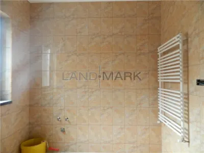 Casa cu 2 apartamente, semifinisată, Săcălaz - foto 3