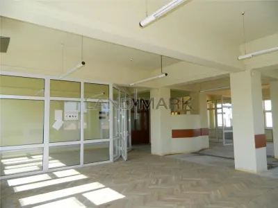 Spatii birouri 165mp sau 67mp ULTRACENTRAL - foto 7