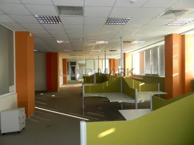 Spatii  birouri open space , 800 -1000  mp,  zona Complex - Timisoara