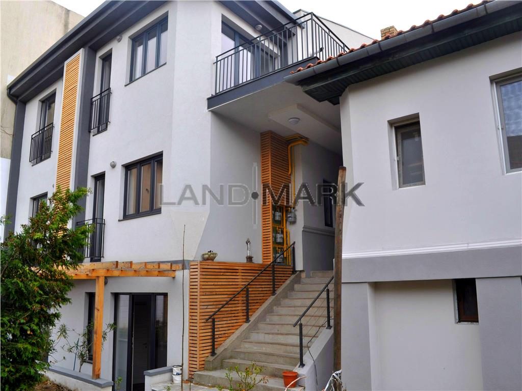 Spatii birouri, 50 mp sau 115 mp, Central Balcescu. - Timisoara