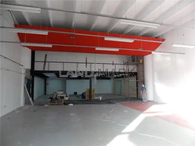 Spatiu comercial 400 mp utili, parcare, zona Rebreanu - Sagului - foto 4