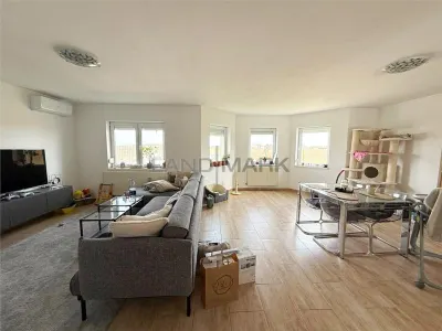 CASA individuala cu garaj, 5 camere, 3 bai Dumbravita zona lac Macilor - Timisoara